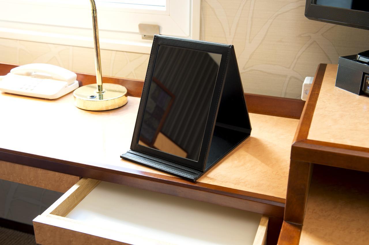 Hotel Villa Fontaine Tokyo-Hamamatsucho Екстериор снимка